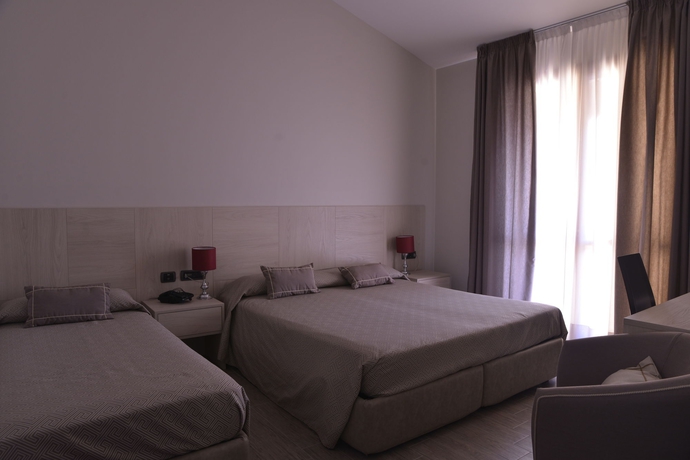 Imagen de la habitación del Hotel Ulivi. Foto 6