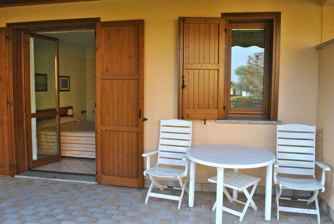 Imagen de los exteriores del Hotel Ulivi. Foto 12