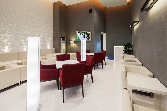 Imagen del bar/restaurante del Hotel Uljiro Co-op Residence. Foto 2