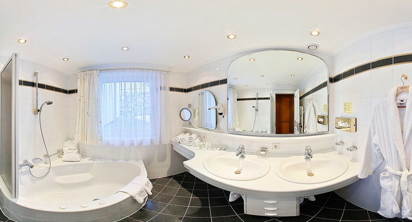 Imagen de la habitación del Hotel Ulli. Foto 6
