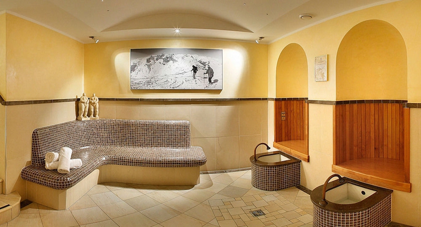 Imagen de la piscina del Hotel Ulli. Foto 15
