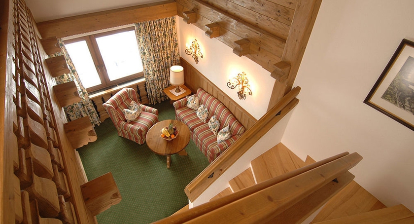 Imagen de los interiores del Hotel Ulli. Foto 11