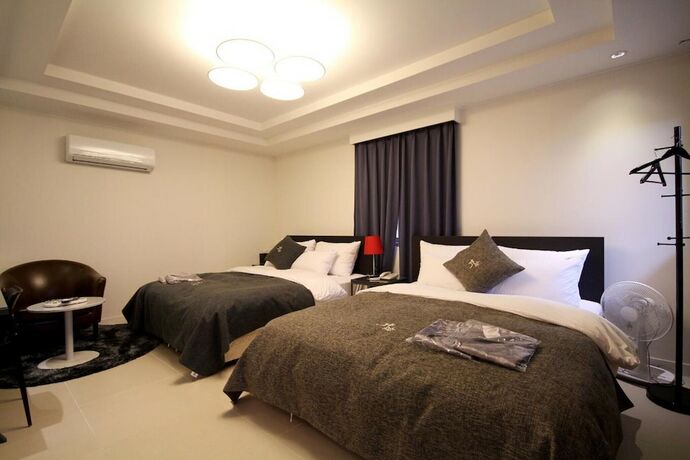 Imagen de la habitación del Hotel Ulsan Junggu Jb Design. Foto 17