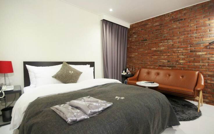 Imagen de la habitación del Hotel Ulsan Junggu Jb Design. Foto 19