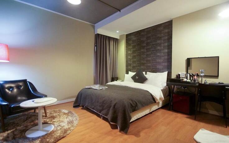 Imagen de la habitación del Hotel Ulsan Junggu Jb Design. Foto 33