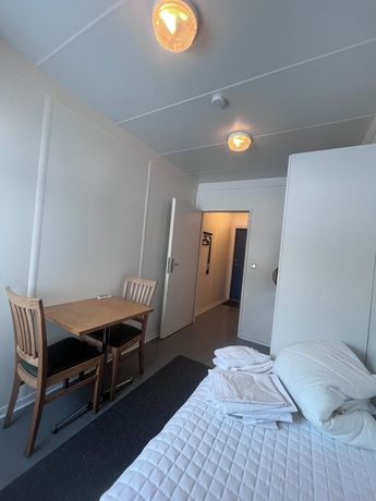 Imagen de la habitación del Hotel Ulser&ouml;d Hostel Lysekil. Foto 2