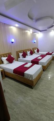 Imagen general del Hotel Ultima. Foto 4