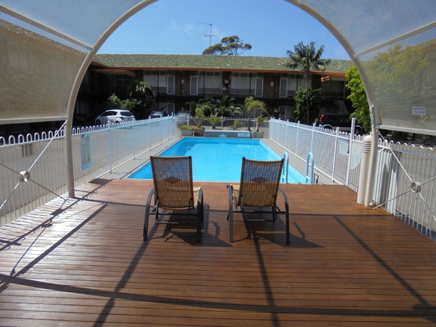 Imagen de la piscina del Hotel Ultimate Apartments Bondi Beach. Foto 7