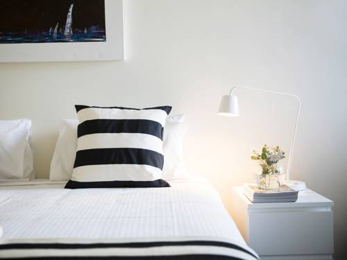 Imagen de la habitación del Hotel Ultiqa Little Collins (located At The Hero Apartme. Foto 3