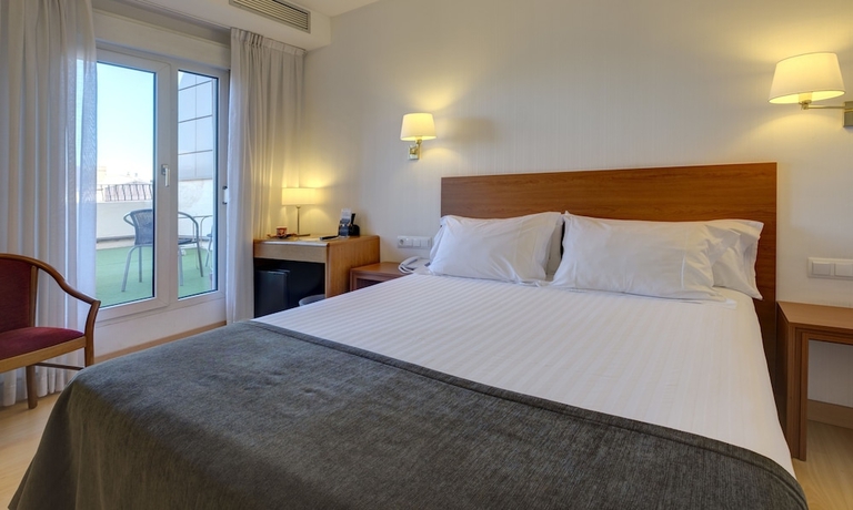 Imagen de la habitación del Hotel Ultonia. Foto 5