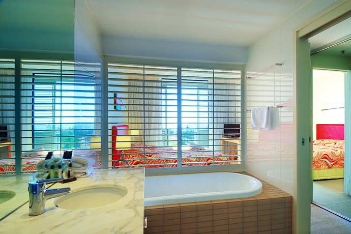 Imagen de la habitación del Hotel Ultra Broadbeach. Foto 3