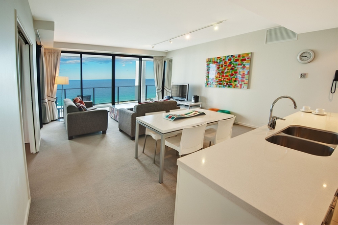 Imagen de los interiores del Hotel Ultra Broadbeach. Foto 11