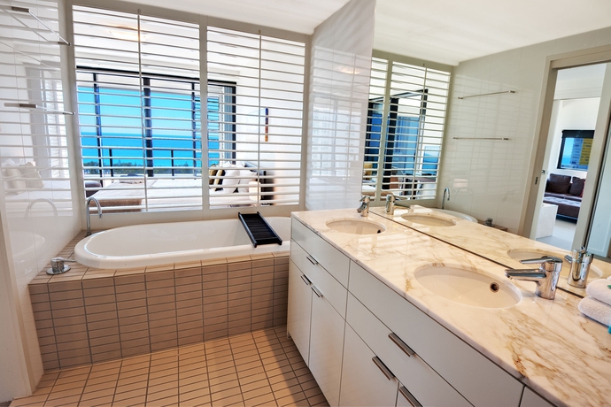 Imagen de la habitación del Hotel Ultra Broadbeach. Foto 8