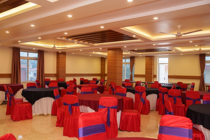 Imagen general del Hotel Ultra International. Foto 3