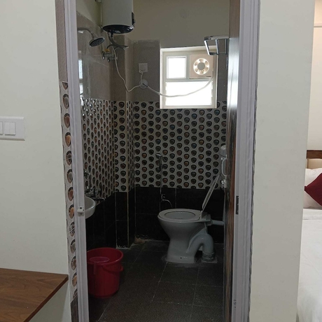 Imagen de la habitación del Hotel Ultra Stay. Foto 10