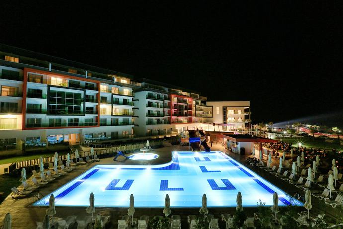 Imagen de la piscina del Hotel Ulu Resort - All Inclusive. Foto 20