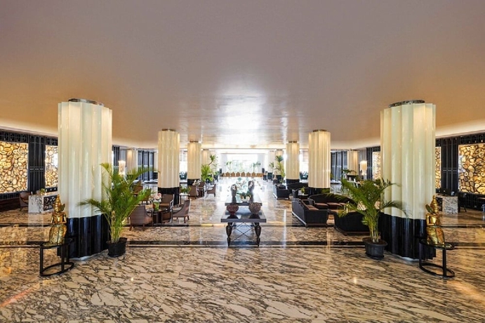 Imagen de los interiores del Hotel Ululani Bali. Foto 19