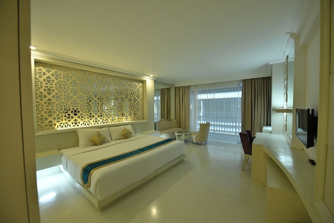 Imagen de la habitación del Hotel Ululani Bali. Foto 8