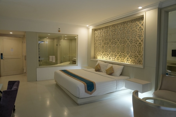 Imagen de la habitación del Hotel Ululani Bali. Foto 10