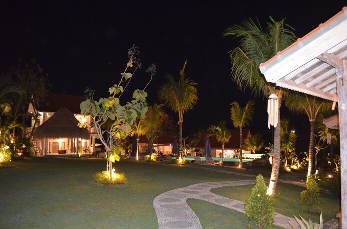 Imagen de los exteriores del Hotel Uluwatu Breeze Village. Foto 35