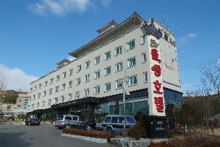 Imagen general del Hotel Ulwang Tourist. Foto 1
