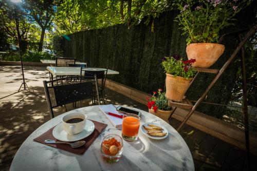 Imagen de la habitación del Hotel Ulysse Montpellier Centre. Foto 9