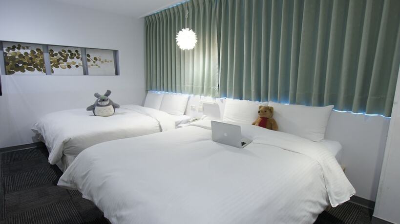 Imagen de la habitación del Hotel Ulysses. Foto 13