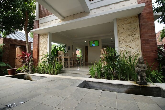 Imagen del bar/restaurante del Hotel Uma De Villa Sanur. Foto 19