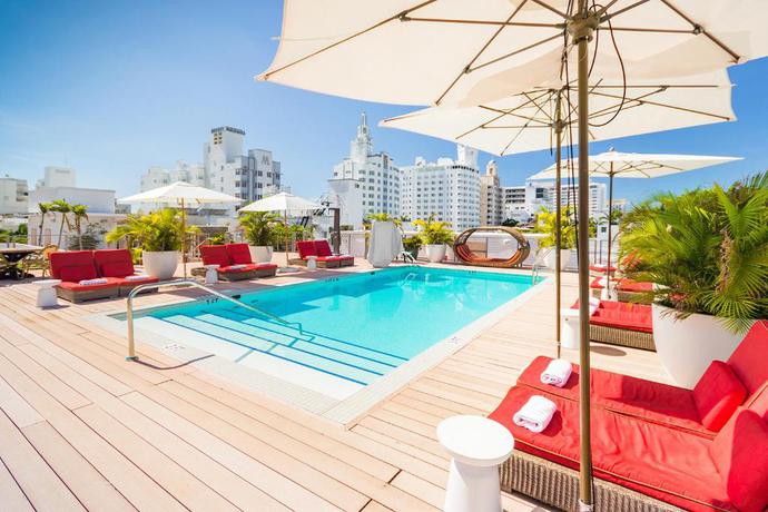 Imagen de la piscina del Hotel Uma House by Yurbban South Beach. Foto 16