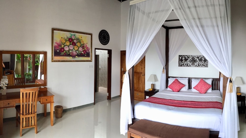 Imagen de la habitación del Hotel Uma Padi Villa. Foto 11