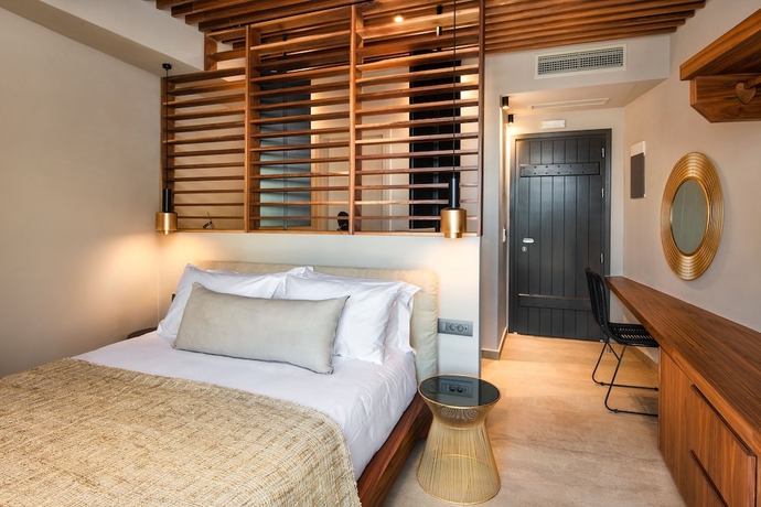 Imagen de la habitación del Hotel Uma Ray Suites. Foto 9