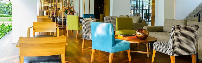 Imagen de los interiores del Hotel Uma Residence. Foto 16