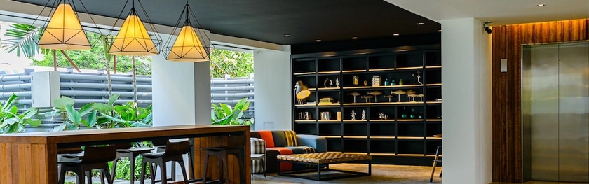 Imagen de los interiores del Hotel Uma Residence. Foto 18