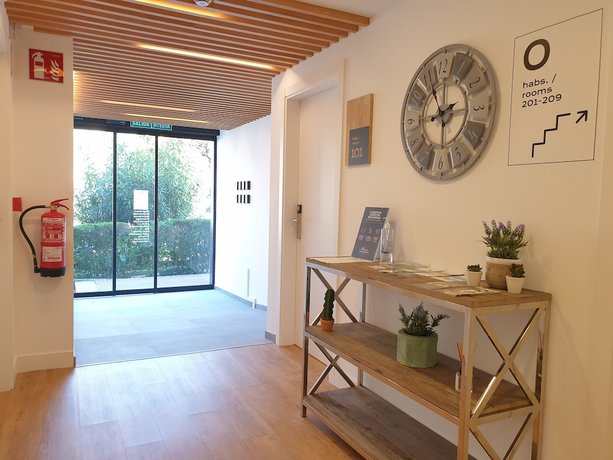 Imagen de los interiores del Hotel Uma Suites Ondarreta. Foto 7