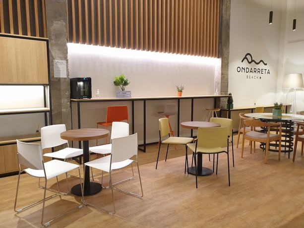 Imagen de los interiores del Hotel Uma Suites Ondarreta. Foto 9