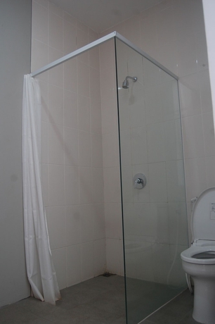 Imagen de la habitación del Hotel Umadhatu Village and Outbound Resort. Foto 17