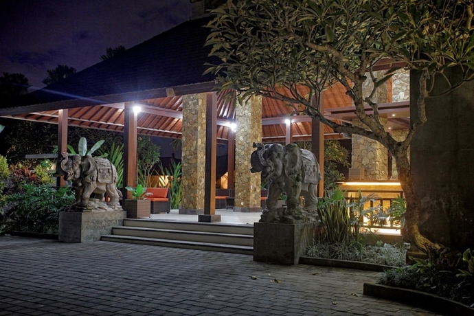 Imagen de los interiores del Hotel Umae Villa. Foto 17