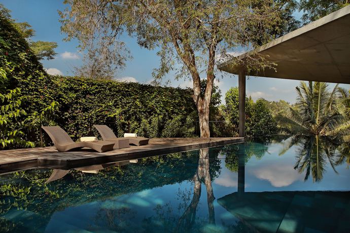 Imagen de la piscina del Hotel Umah Tampih Villa. Foto 16