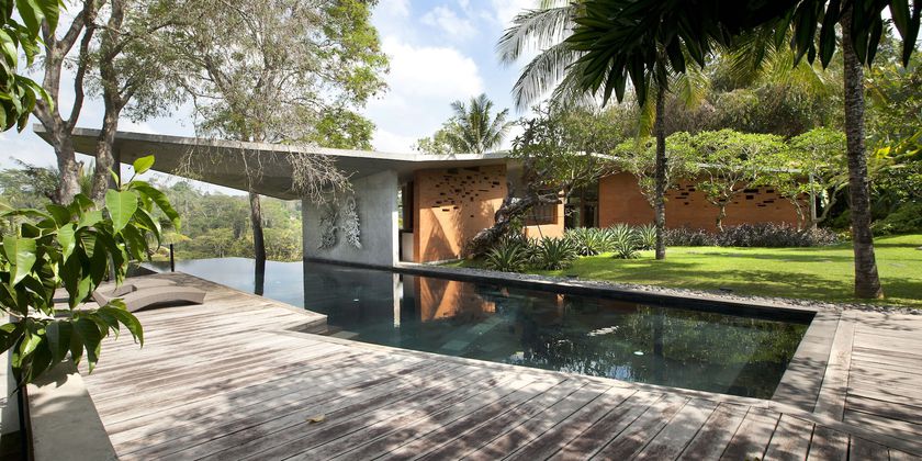 Imagen de la piscina del Hotel Umah Tampih Villa. Foto 20