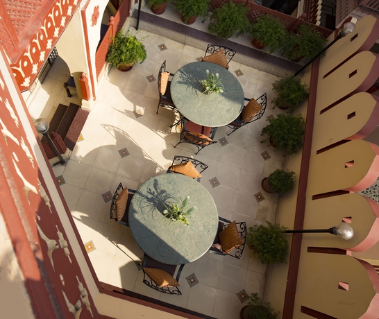 Imagen de los exteriores del Hotel Umaid Bhawan - A Heritage Style Boutique. Foto 7