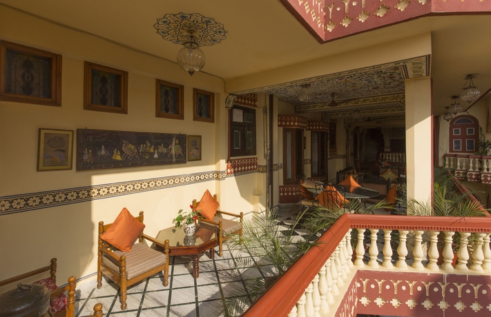 Imagen de los exteriores del Hotel Umaid Bhawan - A Heritage Style Boutique. Foto 8