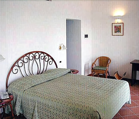 Imagen de la habitación del Hotel Umberto A Mare. Foto 13