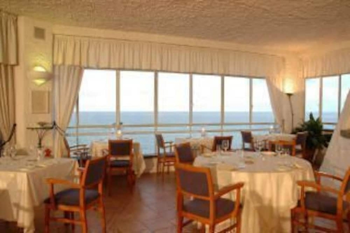 Imagen del bar/restaurante del Hotel Umberto A Mare. Foto 9