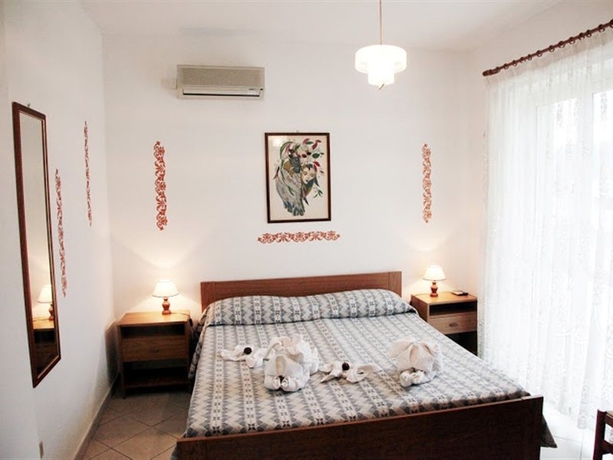 Imagen general del Hotel Umberto, Santa Domenica. Foto 7