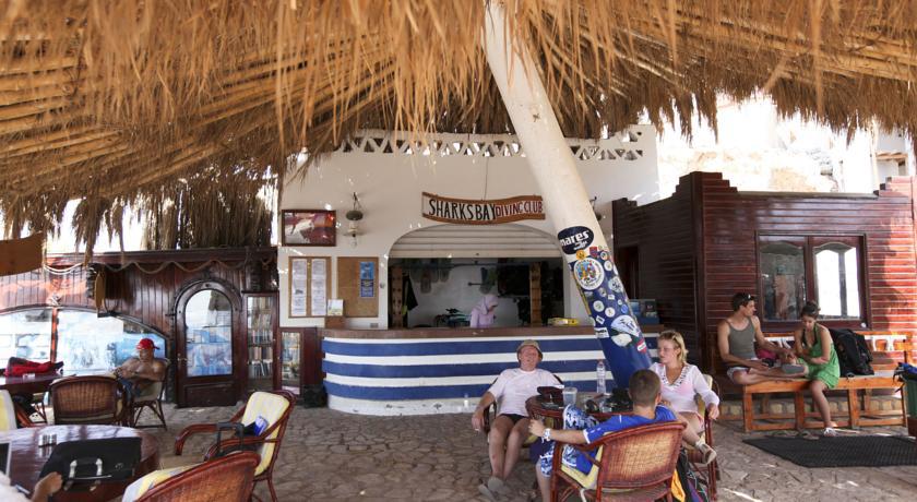 Imagen de los interiores del Hotel Umbi Sharks Bay Diving Village. Foto 8