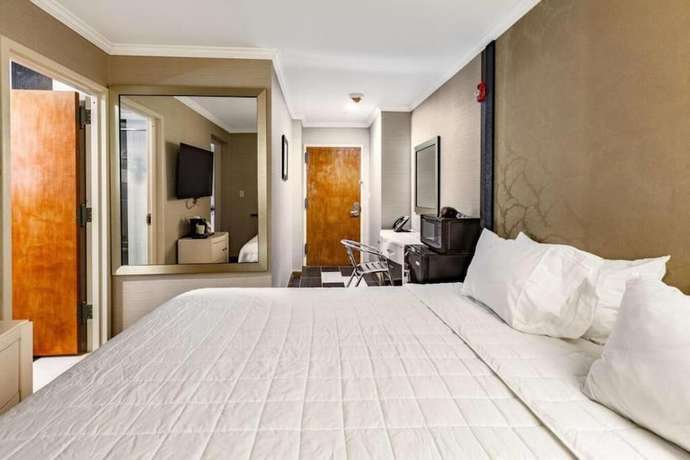 Imagen de la habitación del Hotel Umbrella Brooklyn. Foto 5