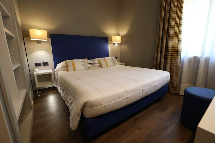 Imagen de la habitación del Hotel Umbria, Attigliano. Foto 15