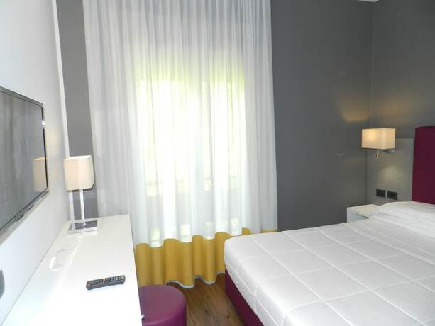 Imagen de la habitación del Hotel Umbria, Attigliano. Foto 17