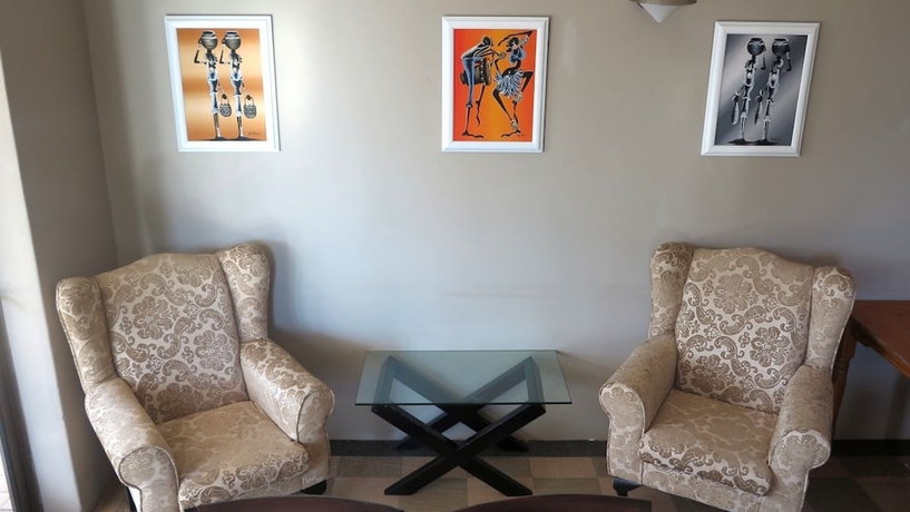 Imagen de los interiores del Hotel Umgwezi Lodge And Backpackers. Foto 17