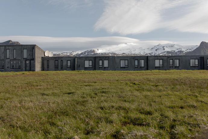 Imagen de los exteriores del Hotel Umi. Foto 10